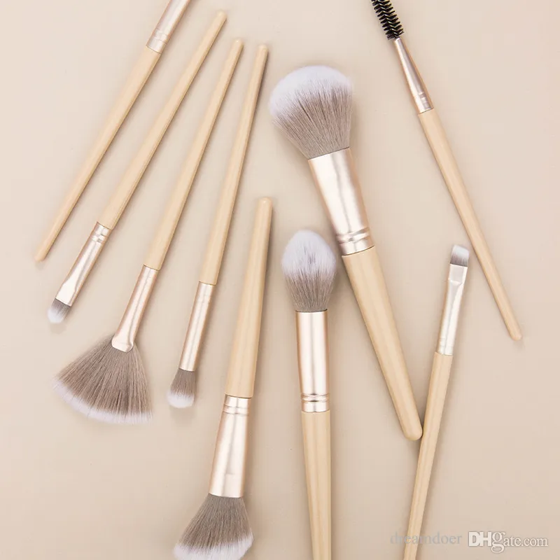 Ensemble de pinceaux de maquillage de mode 9 pièces couleur crème et café porte-résine en fibres souples pinceaux ombre à paupières brosse à cils