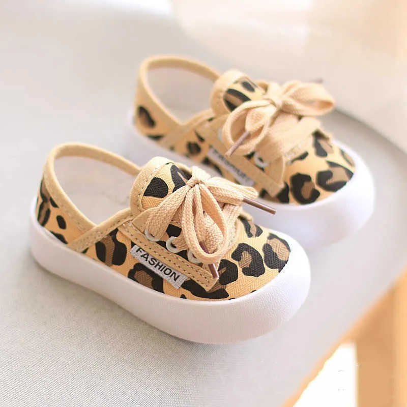 Athlétique en plein air 2023 nouvelles chaussures de toile décontractées pour 2-4 ans enfant printemps automne léopard vaches antidérapant enfant en bas âge filles garçons chaussure W0329
