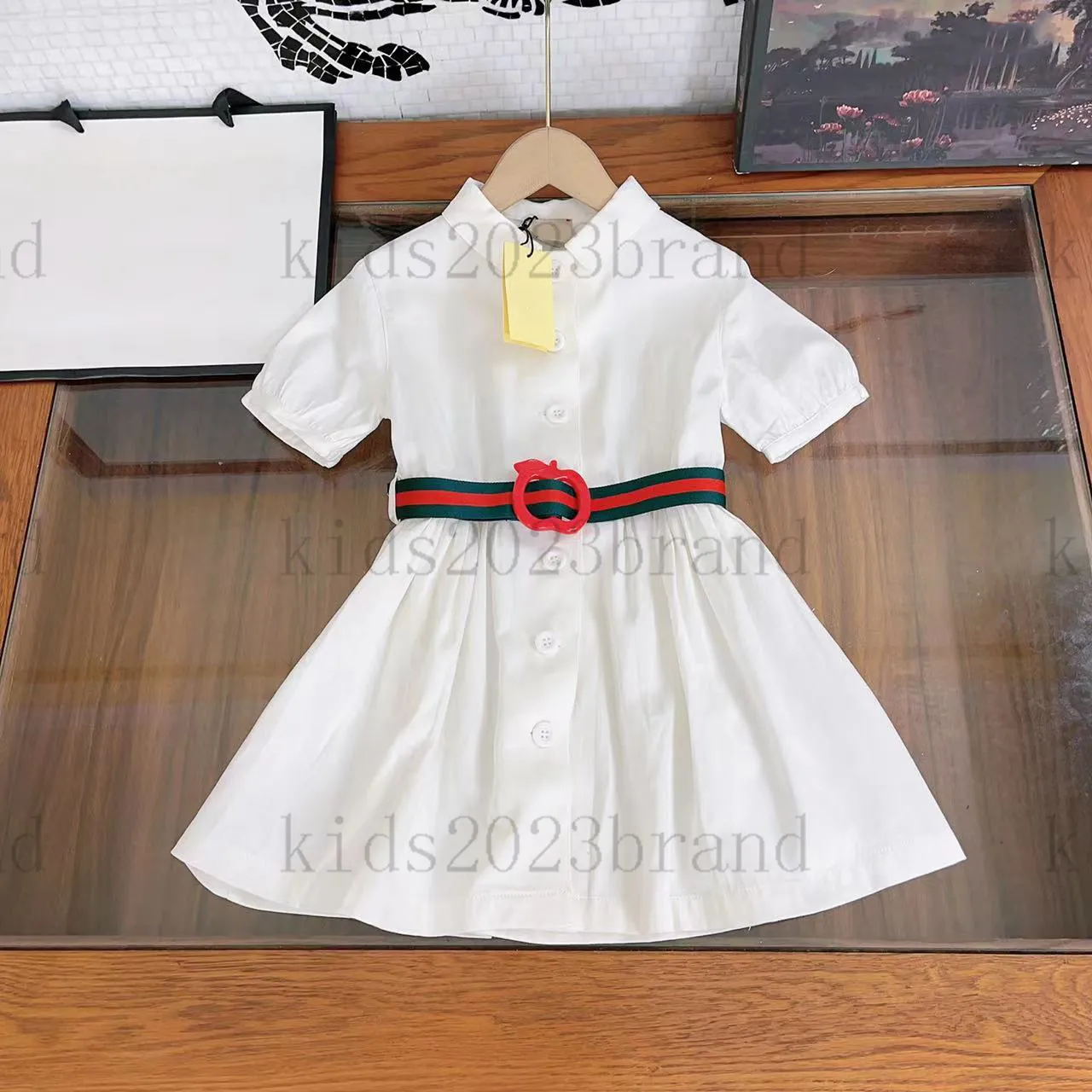 2023 Mädchen weiße Kleider Prinzessin Kleid Markendesigner Kinderhemden Kleid High-End-Sommerblusen große Röcke Mode Faltenrock Größe 110-160cm