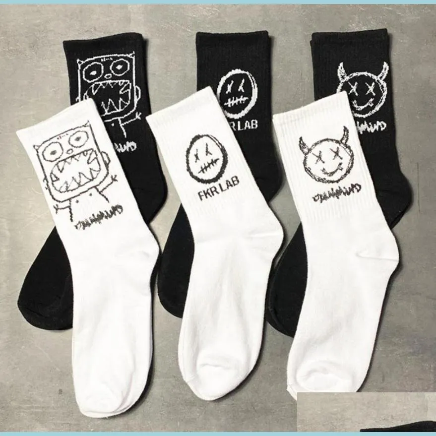 Guêtres Hommes Chaussettes Coton Japonais Motif De Bande Dessinée Hip Hop Style Respirant Mi Tube Planche À Roulettes Doux Longue Chaussette Pour Drop Delivery Shoe Dhkpq