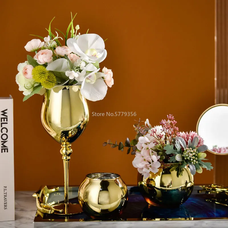 Planters Pots Nordic Luxury Gold Plated Small Glass Vase Dining Table Dried Flower Home Soft Decoration Room Decor Ornaments Wedding Gift 230330