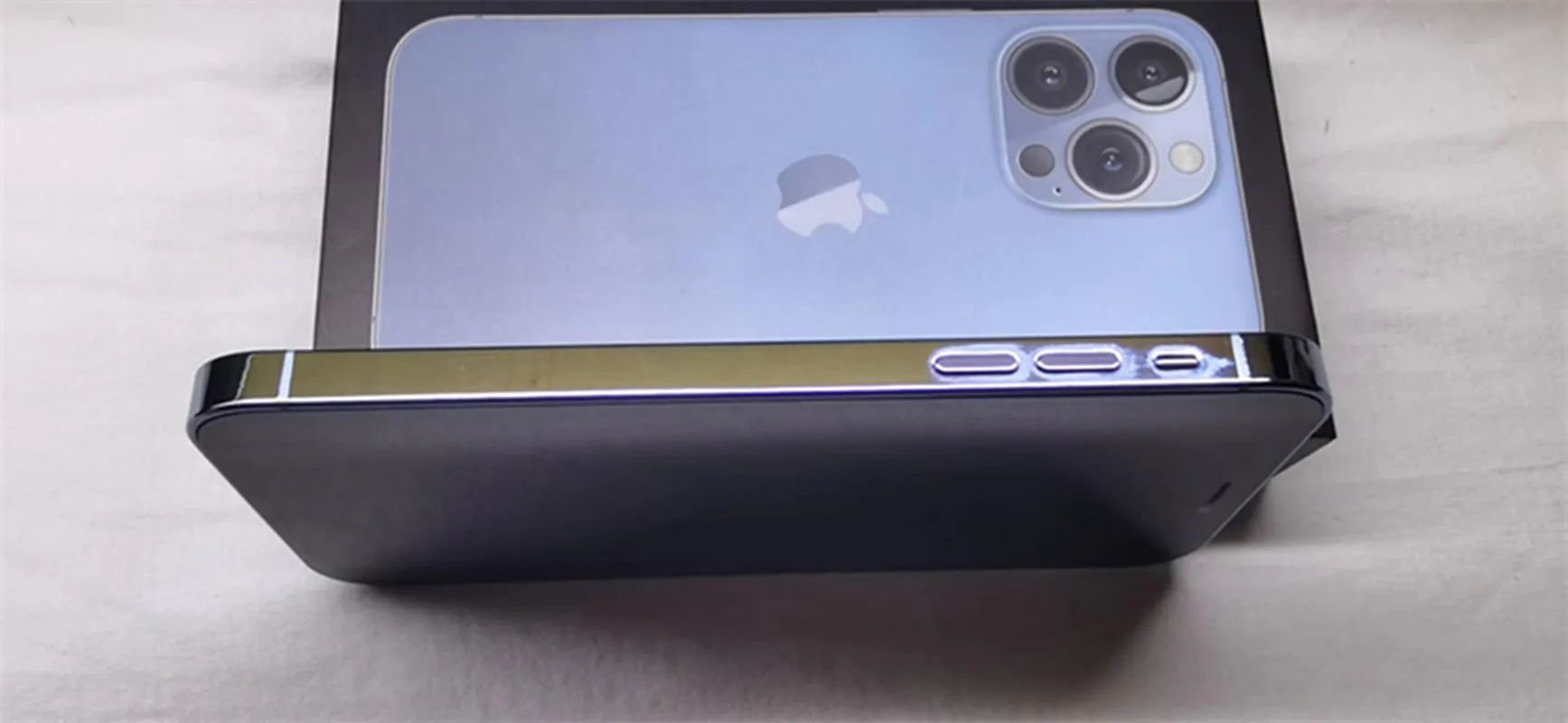 Apple Original IPhone XR Design Unlocked Smartphone,... From 