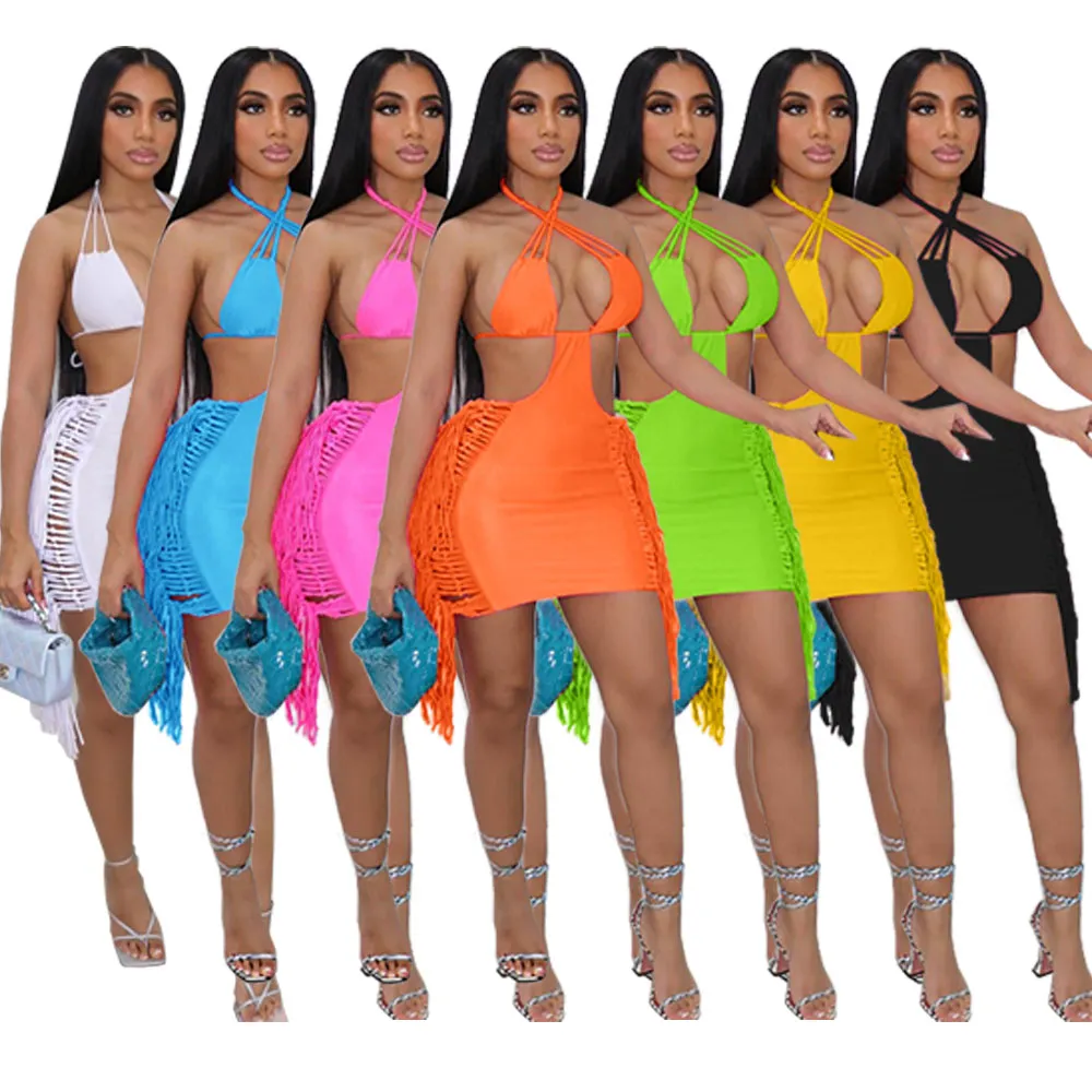 2023 Designer sexy backless jurken zomer vrouwen uitgehold tassels mini jurk skinny halterneck bodycon jurk feest nachtclubkleding groothandel kleding 9623