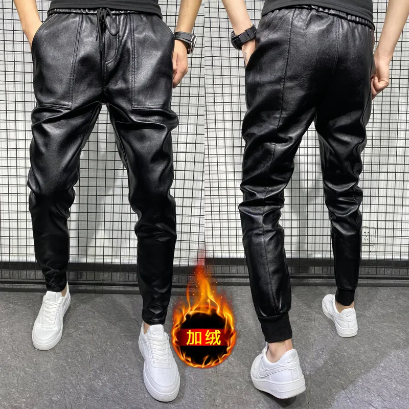 Men's Jeans Arrivals Winter Thick Warm PU Leather Pants Men Clothes Simple Big Pocket Windproof Casual Trousers Black Plus Size 5XL 230330