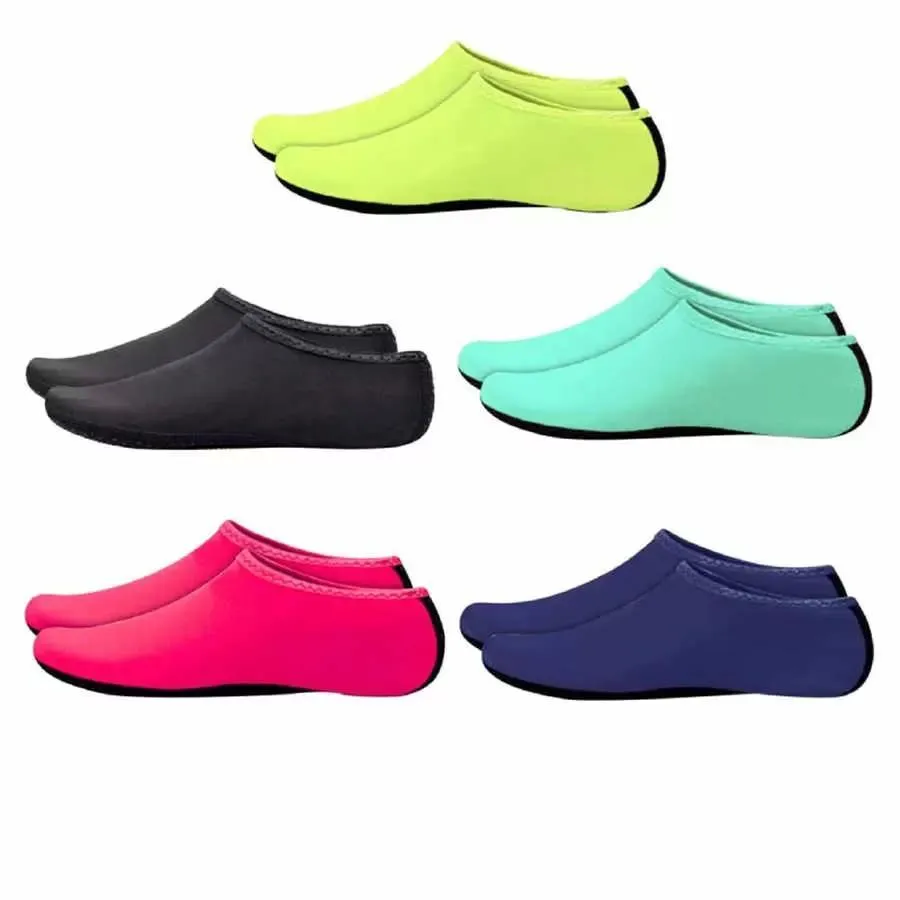 Autres fournitures de fête festives Chaussures de sports nautiques Pantoufles Natation Chaussettes de plongée antidérapantes Pure Color Summer Beach Seaside Sneaker Dro Dhxky