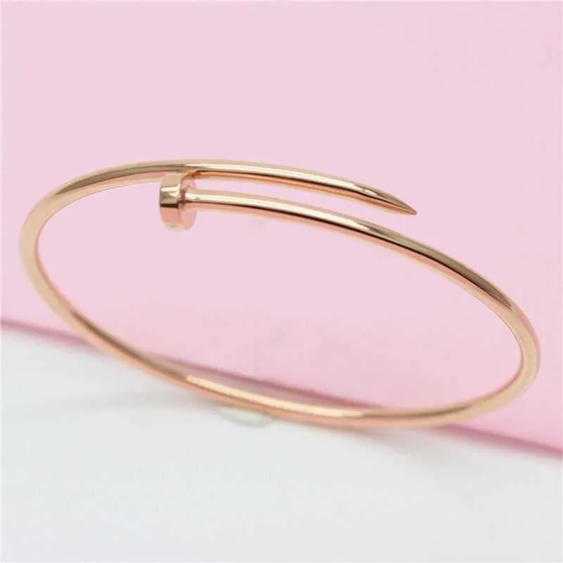 braccialetto carti di design gioielli braccialetto oro dolce braccialetto fine regolabile squisito colore oro braccialetto da donna stile raffinato