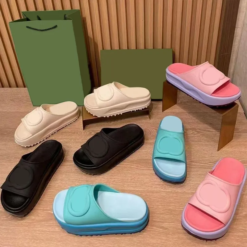 luxury women shoes Embossed interlocking Platform Slippers rubber slide sandals ivory black pink purple blue rubber lady Summer Vintage macaron color flat