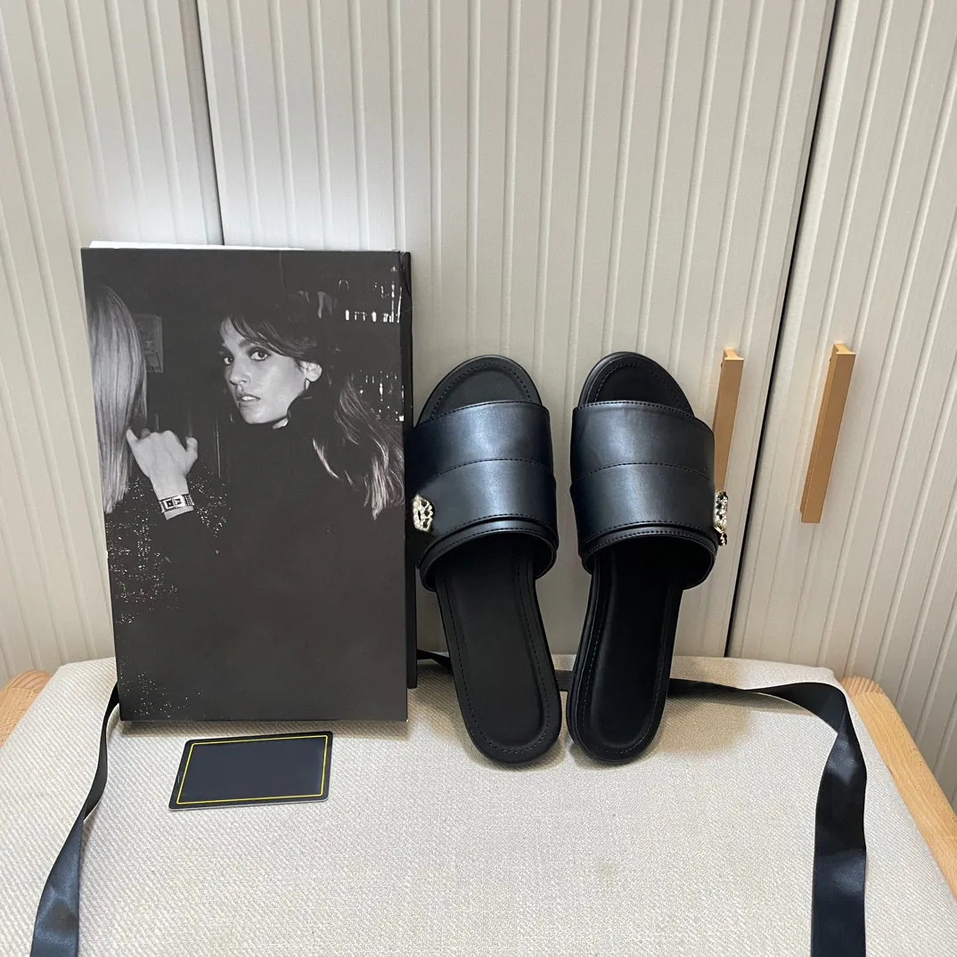 Designer Slipper Luxury Slides Brand Sandals Woman Slide Men Slippers Flat Bottom Flip Flop Design Sneakers Leather Sandal by 1978 W257 02