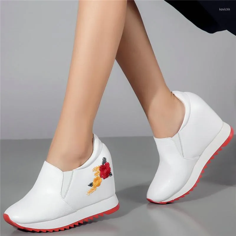 2023 Genuine Leather Wedge Dressy Wedge Shoes With Slip On