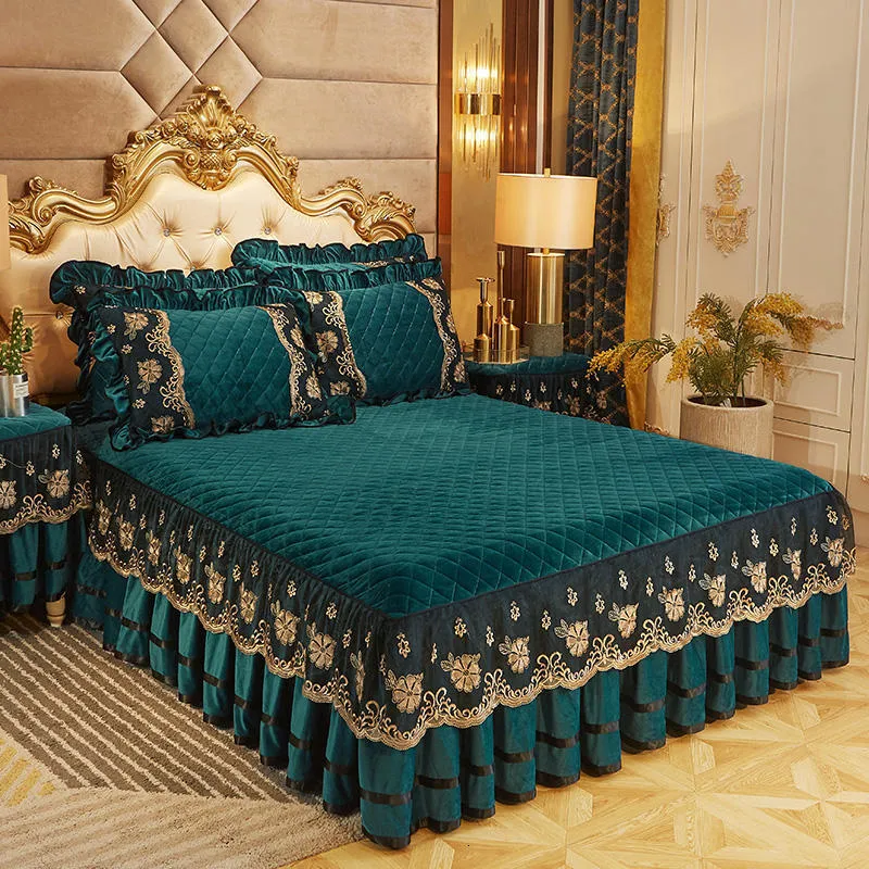 Bed Skirt Lace Embroidery Bedding Set Luxury Velvet Bedding Linen Bedding Solid Mattress Cover Pillowcase 230330
