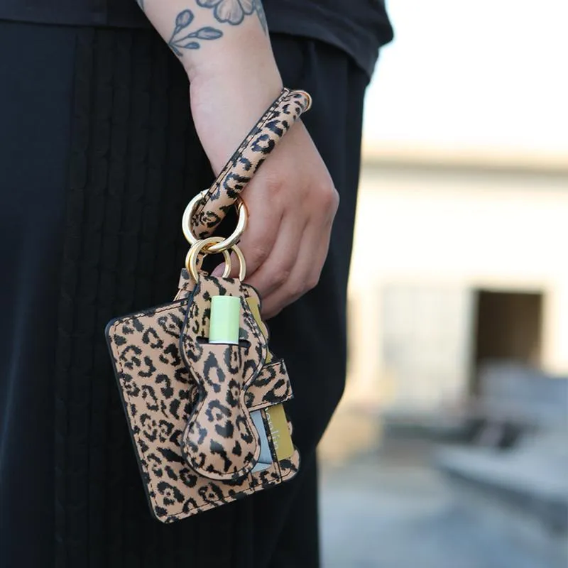 Portachiavi Cuoio Leopardo Rossetto Borse Porta carte ID Borsa Esagerato Braccialetto Portachiavi Per Le Donne Ragazze Moda Portachiavi Gioielli