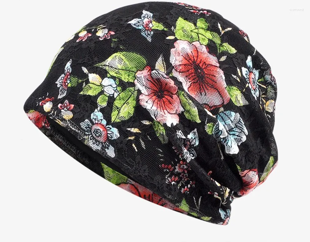 Bonnets Beanie / Skull Caps En Gros 10 pcs Designer Dames Imprimé Fleur Slouchy Beanie Cap Femmes Dentelle Baggy Skullies Chapeaux D'été Floral