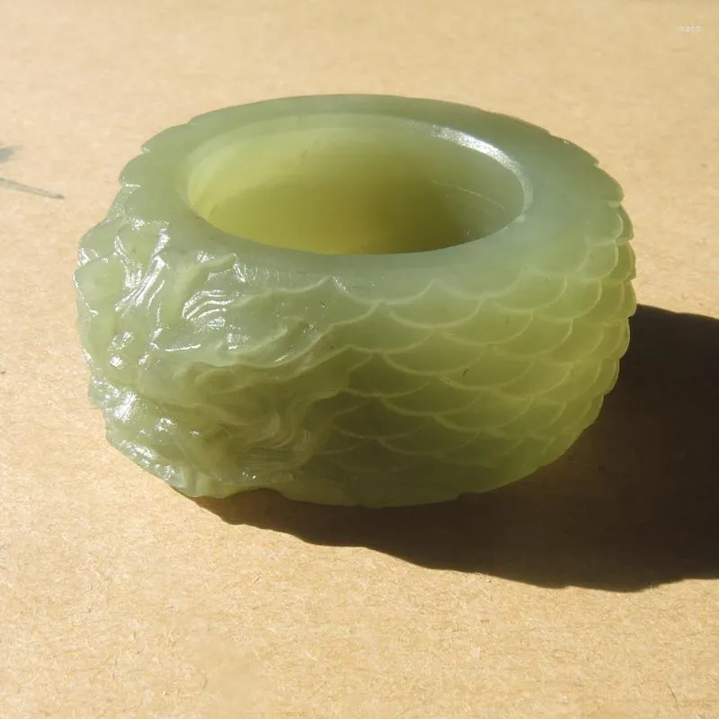 Klusterringar naturliga Hetian Green Jade Ring handskårna utsökta drakemän smycken gåva Jadeite
