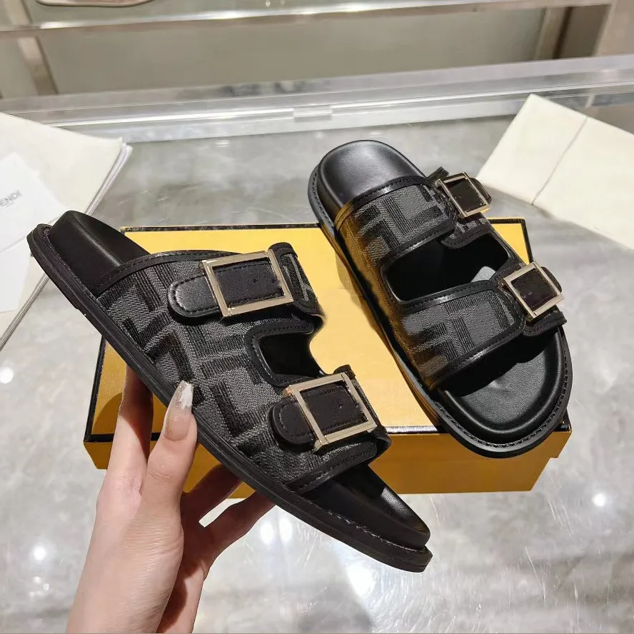 Mens hotsell buckle sandals