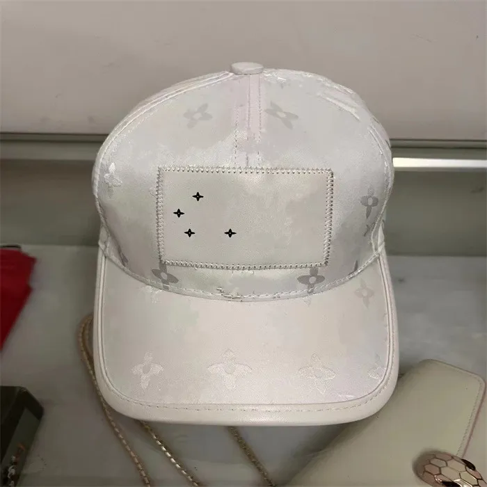 Роскошные модельеры Hat Classi Street Sunscreen Caps Письмо бейсбол женщины и мужчины Sunshade Cap Sports Ball Cap