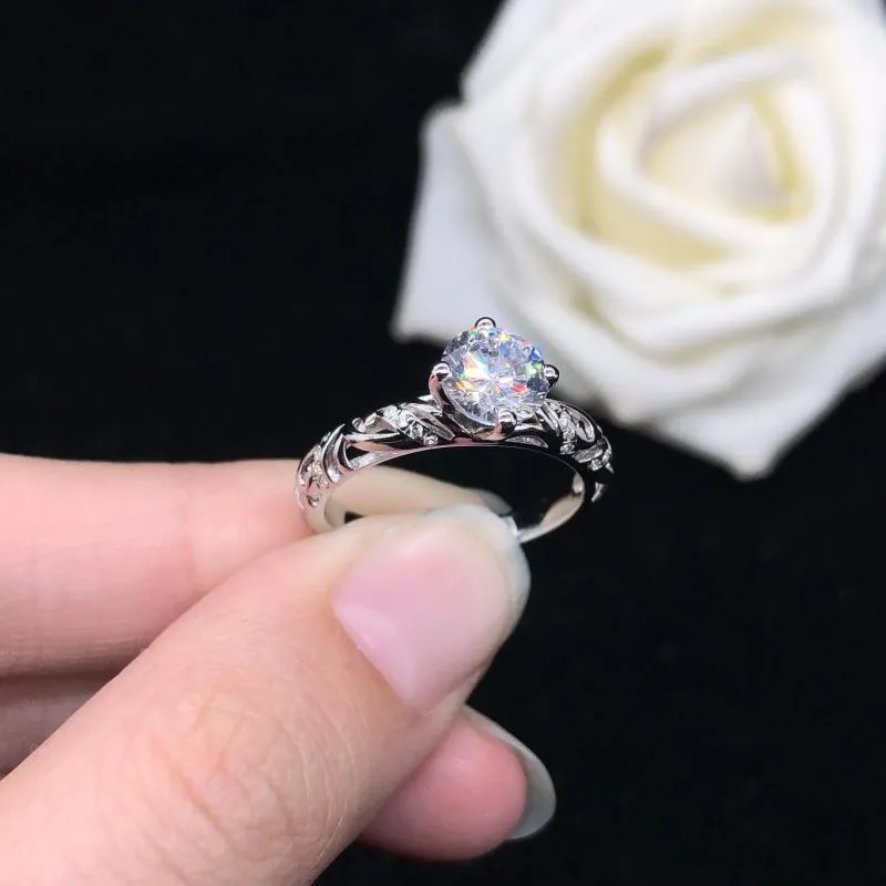 클러스터 반지 최고의 2ct 8.0mm d 컬러 Moissanite 약혼 반지 AU585 14K 화이트 골드 최고 품질의 웨딩 보석