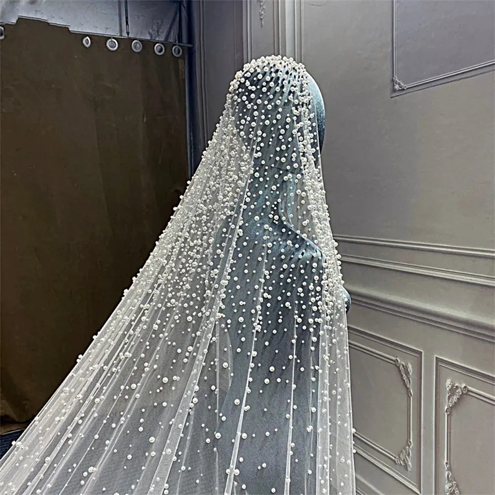 Bling Bling Crystal Cathedral Bridal Veils Luxury Long Pearls Beaded Custom Made White Ivory High Quality Wedding Veils 