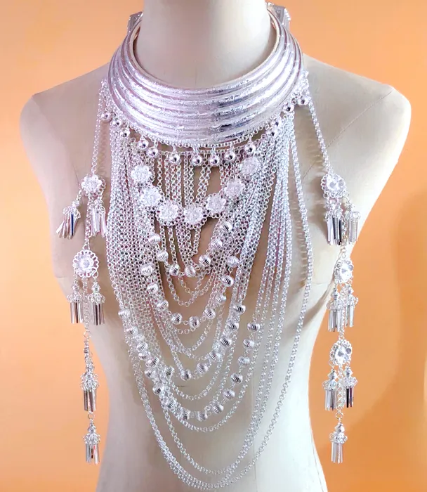 Collier torque Hmong/ Miao - Montres & Bijoux