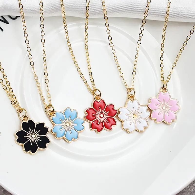 Pendant Necklaces Fashion Cherry Flower Necklace For Women Romantic Red Blue White Black Pink Blossom Collar Party Jewelry