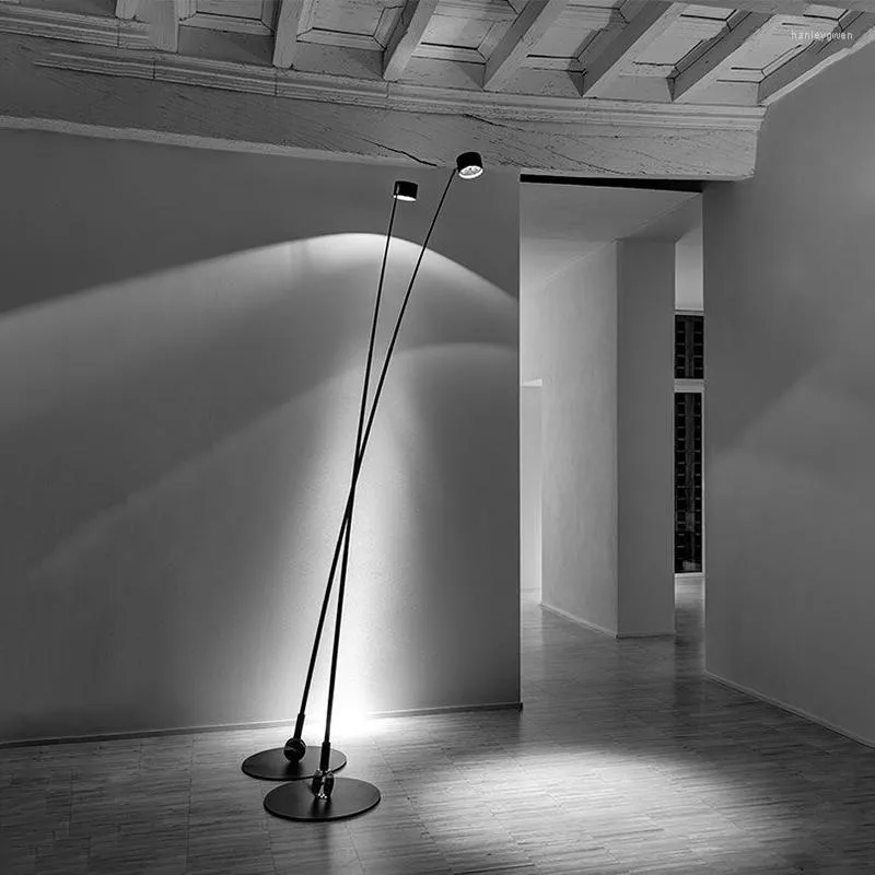 Lampy podłogowe długie pionowe lampy projektant Postmodern Minimalistyczna willa El Model Room Living Jading Sofa Wędkowanie
