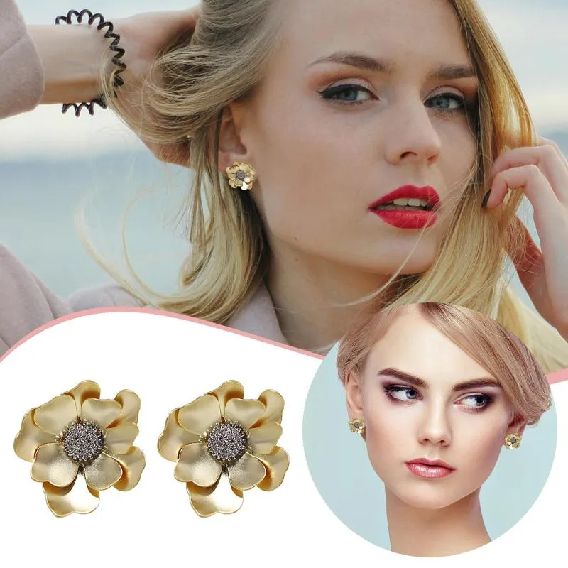 Hoopörhängen för kvinnor Crystal Studs Hawaiian Guld Färgglada modesmycken Söt dingr Red Floral Flower