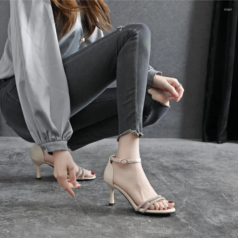 Zapatos tacon tallas pequeñas best sale