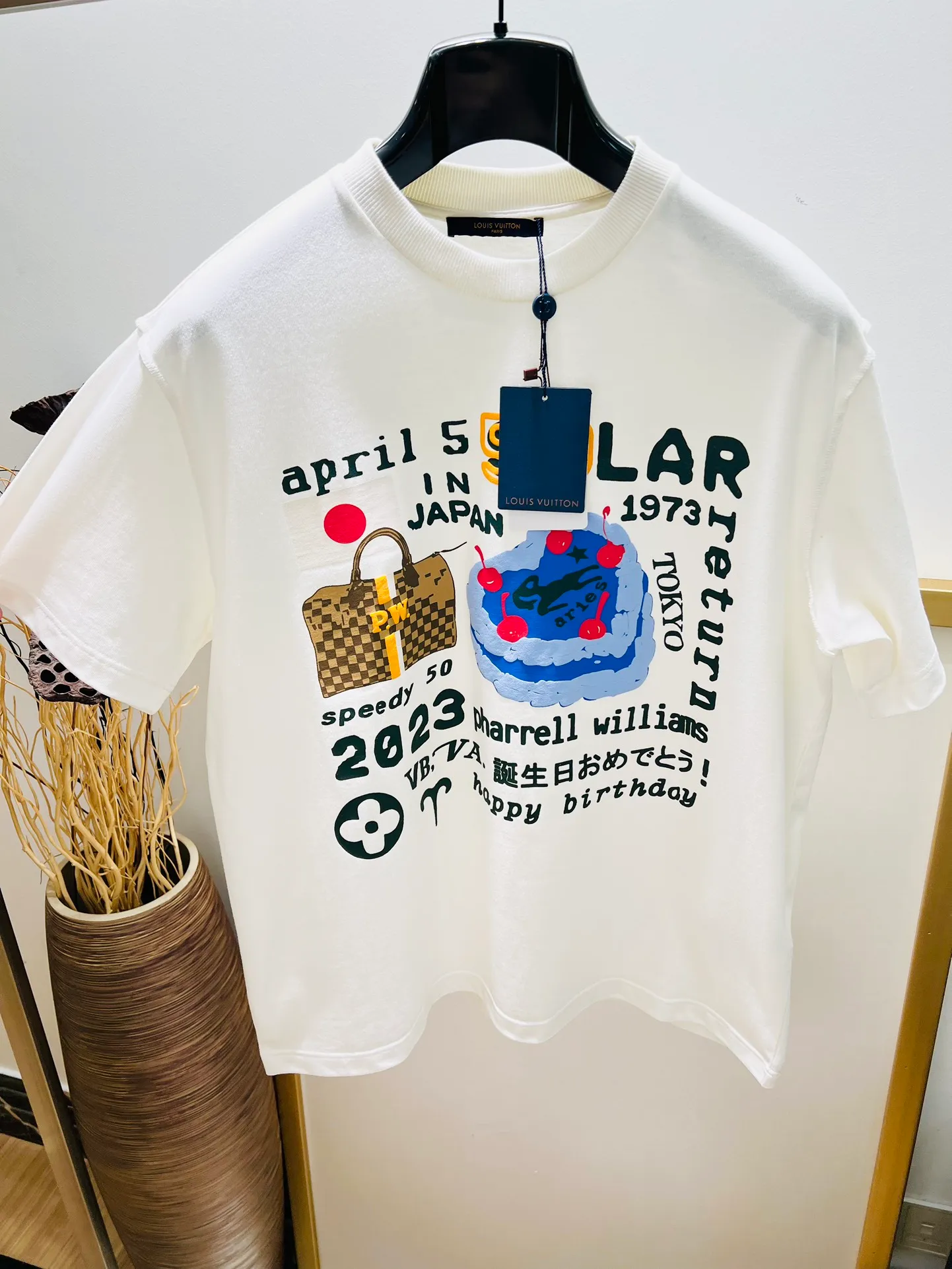 2023 Sommer neueste Ankunft Herren Designer Luxus schöne Hemden ~ US-GRÖSSE T-Shirts ~ Tops Herren hochwertige Designer Kurzarm-T-Shirts