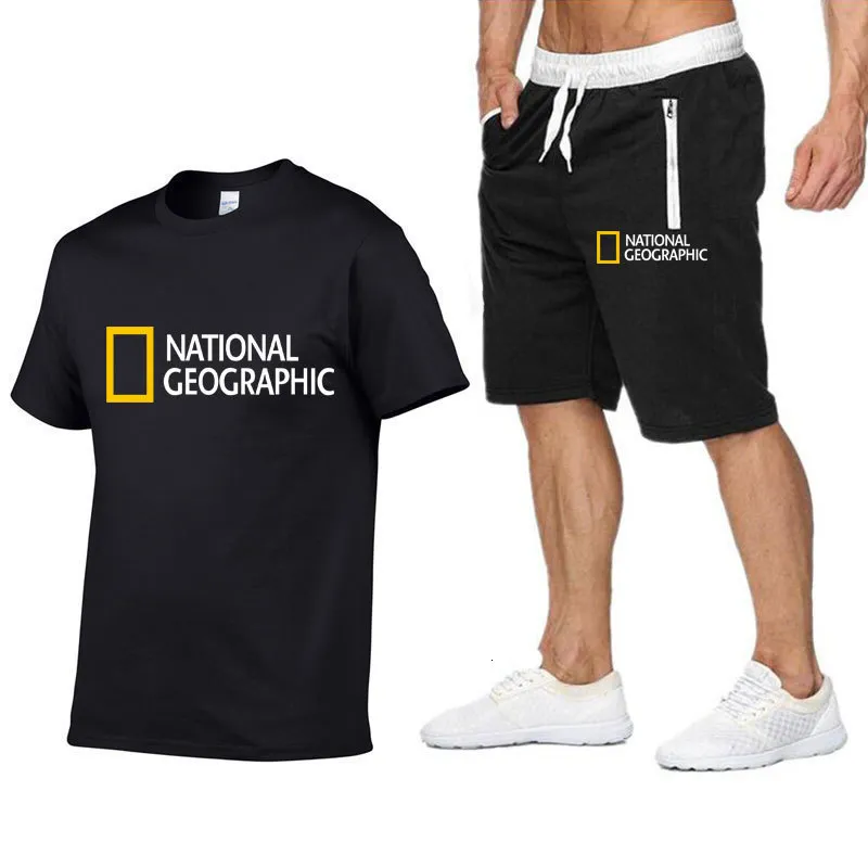 Erkek Trailtsits İki Parça Takım Erkek Pamuk Kısa Kollu Tshirt Şort Adam Gündelik Spor Giyim Fitness Giyim 230428