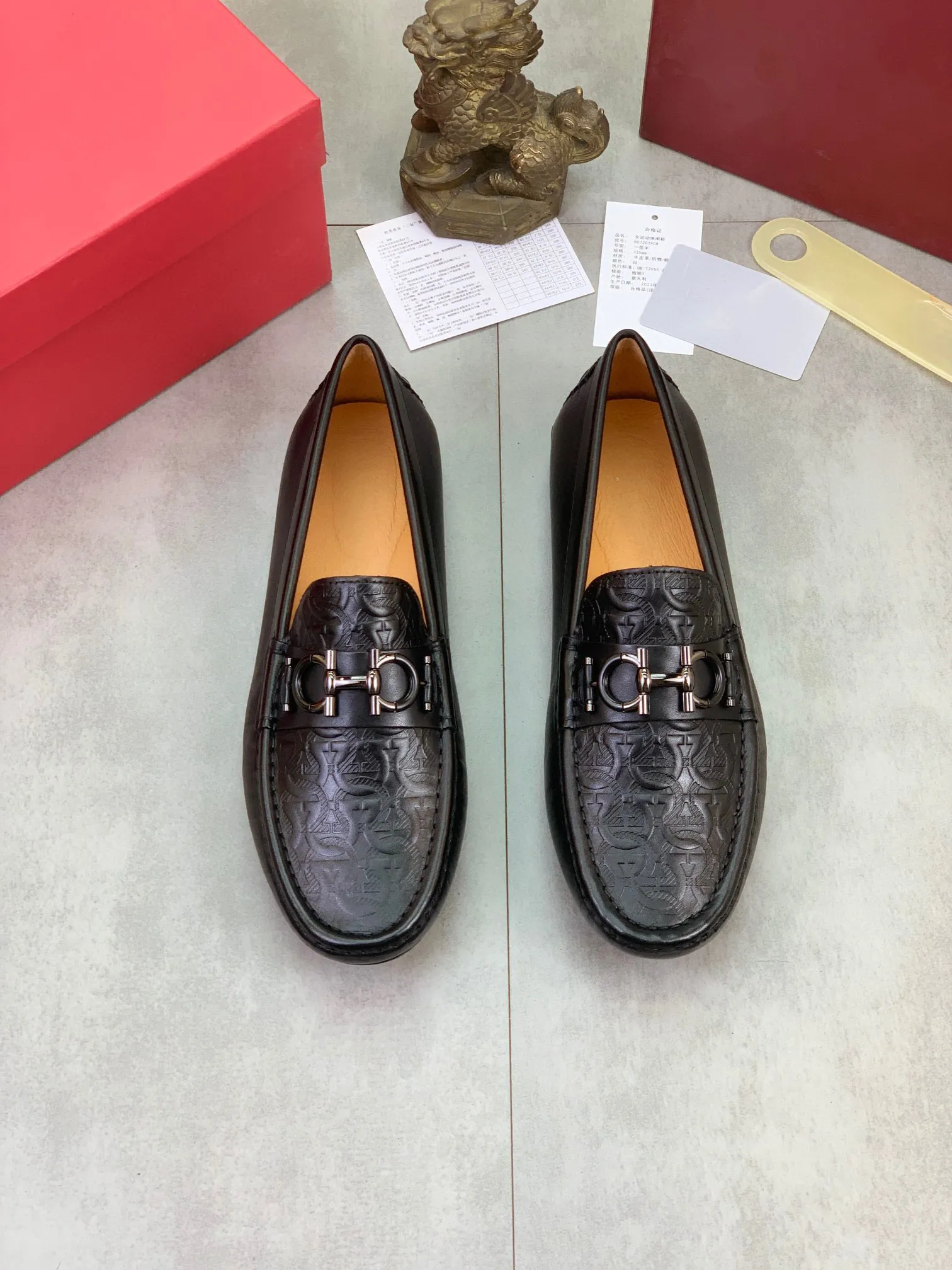 Red designer outlet dress shoes