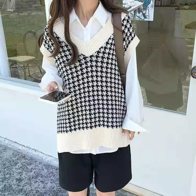 Sleeveless pullover ladies deals