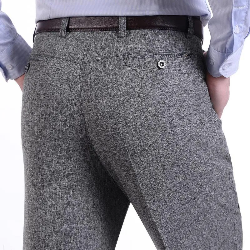 Pantalon masculin 2023 Brand pantalon masculin pour hommes d'âge moyen décontracté mince pour le pantalon de tailleur haut de taille high mâle régulier régulier