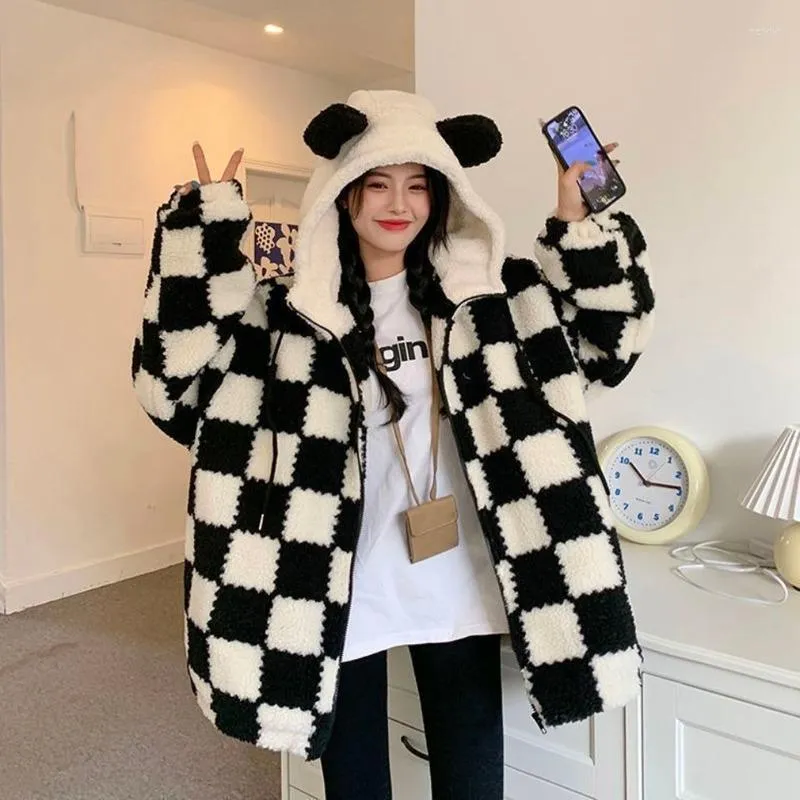 Kvinnors jackor kawaii kvinnor rutiga hoodies överdimensionerade harajuku söt topp koreansk mode kvinnlig zip upp sweatshirt svart vit fleece check