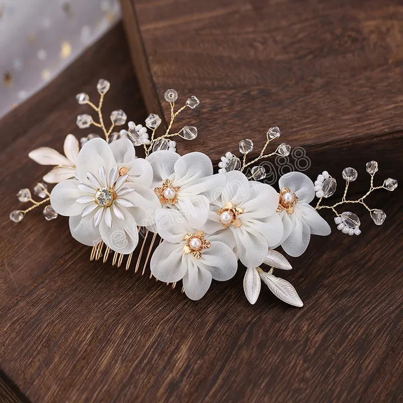 Bridal Hair Combs Freshwater Pearls Flower Hair Clips White Silk Flowers Tiara for Woman Hair Decorative Ornaments