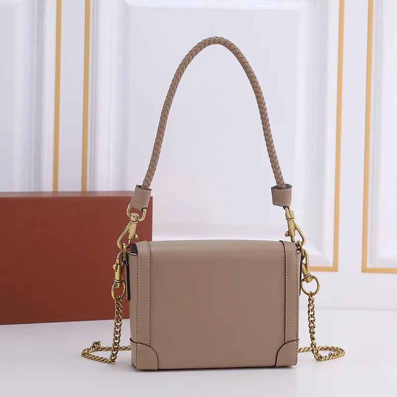 Designer Womens Capsule Woven Shoulder Bag With Leather Chain
