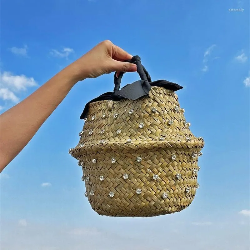 Storage Bags Luxury Diamonds Wicker Woven Women Handbags Designer Rattan Bucket Vintage Summer Beach Straw Bag Lady Bali Tote Purse 2023