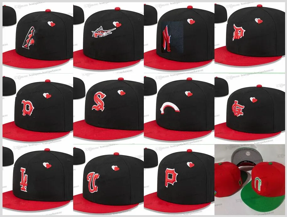 2023 Cappello aderente da baseball da uomo Hearts Lettera P Cappellino completamente chiuso Sport classici Tutti i team Vintage New York Cappelli aderenti con cuore a tesa rossa nera nella taglia 7- taglia 8 MA2-01