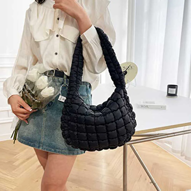 【EMIS】NYLON PADDED SHOULDER BAG-BLUE 25809ad2499de5514a732a071920da
