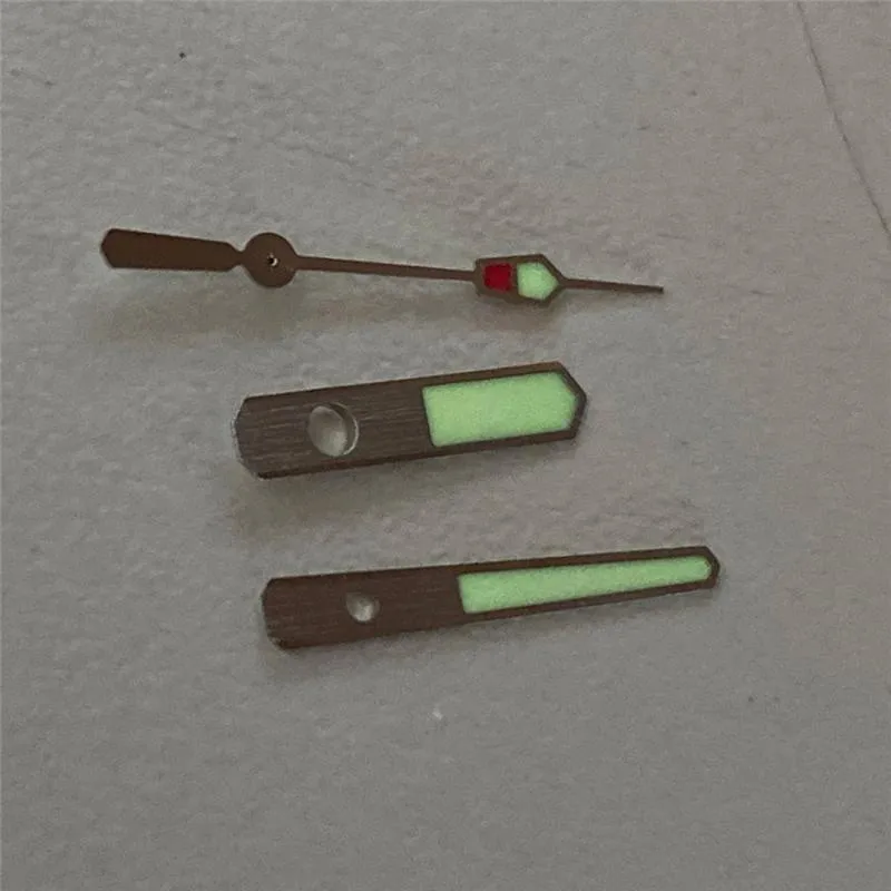 Bekijk reparatiekits groene C3 Lumineuze handen passen in Japan NH35 NH36 Movement Parts Tools Tools