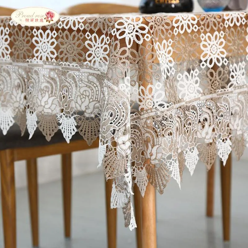 Bordduk Europa broderad dukduk Runner Matsöverdrag TV -skåp Flower Lace Desk Mat Tyg Handduk