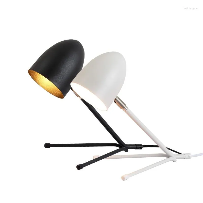 Lampy stołowe Nowoczesne mrówki Kreatywne czarne białe biurko LED LED Czytanie domu Oświetlenie Oświetla