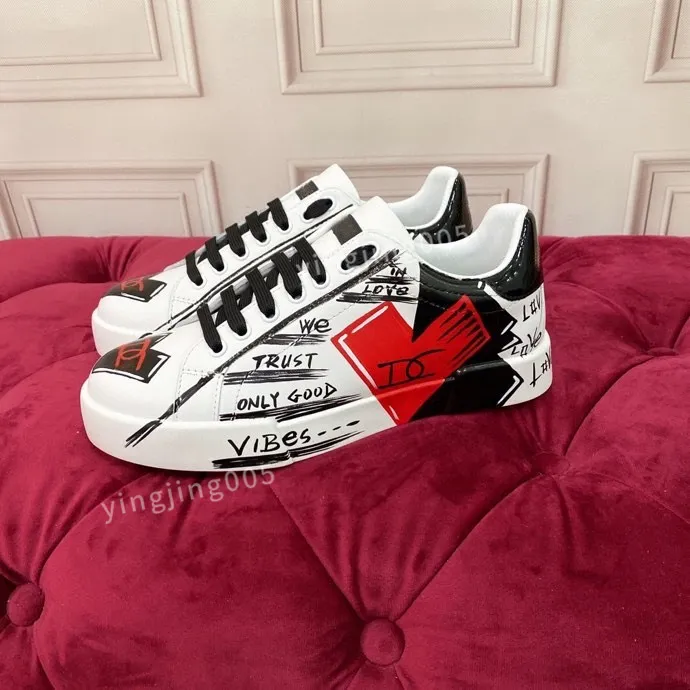 Scarpe store uomo strane