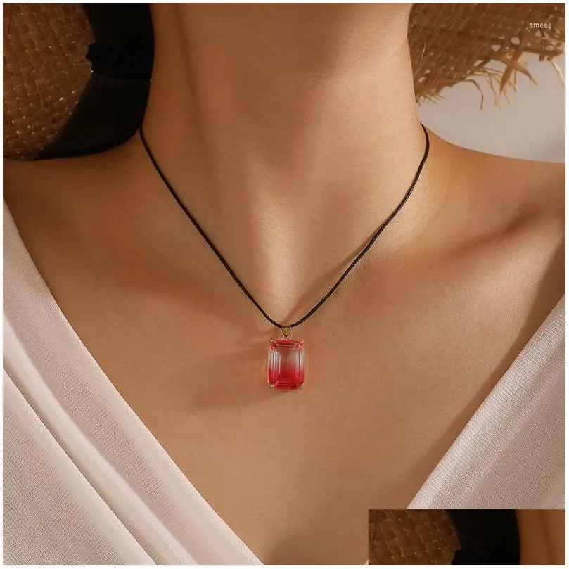 Kettingen Lovely Stberry Pandent ketting voor vrouwen fruit geometrie metaal choker meisjes feest sieraden accessoires 15891 drop del dhgarden dhbwk