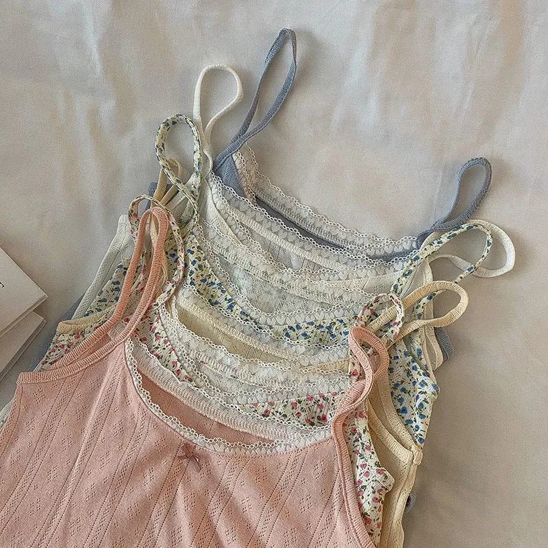 Camisoles Tanks Vintage Sexy Lace Floral Print Camisole Women Vest Summer Casual Elegant Bow Short Slim Cute Bottoming Women Camis 230503
