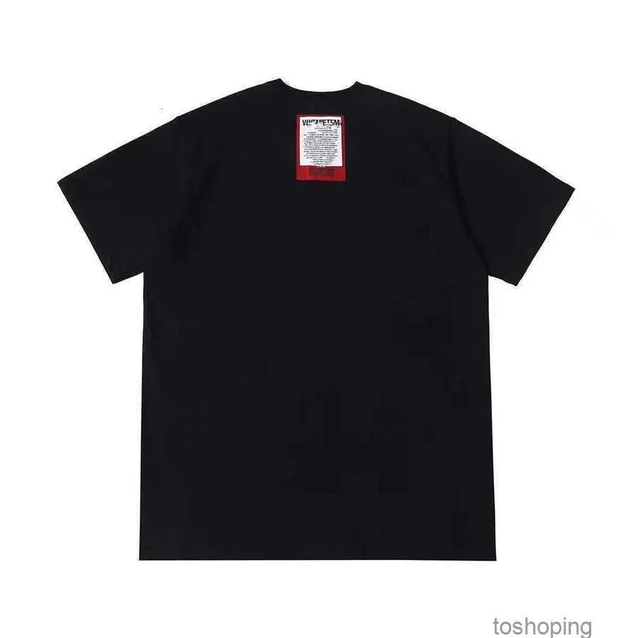 VetementsssメンズTシャツ郵便パッチブランドデザイナーシャツを添えたブラックホワイトコットンTシャツ特大ティーメンズストリートウェア3R0N