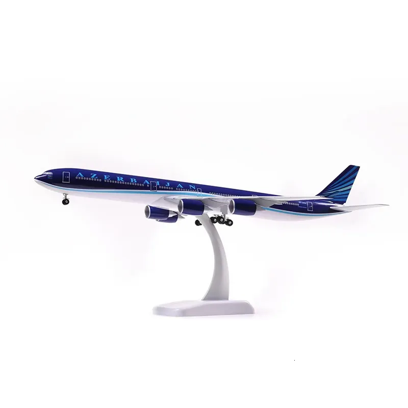 Aircraft Modle 1 200 skala Lufthansa Iberia Thai Azerbajdzjan Airlines Airplane A340-600 Plastic ABS Assembly Model Toy for Collection 230503