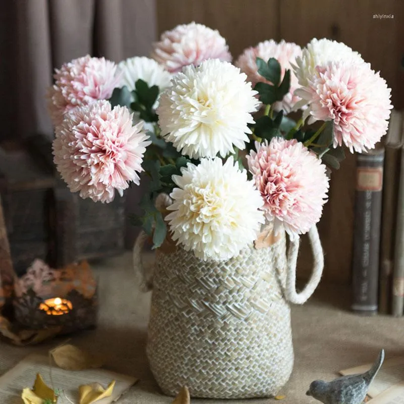 Fiori decorativi 6 pezzi mazzo di fiori artificiali crisantemo bouquet seta dente di leone palla finto regalo di San Valentino decorazioni di nozze