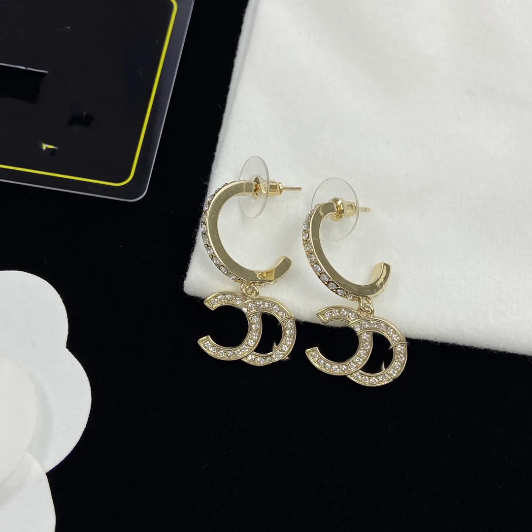 Designer Letter C Earring Fashion Ccity Stud Earing for Lady Women Party Sieraden Gold Earrings Wedding Engagement Woman Gift 5AW