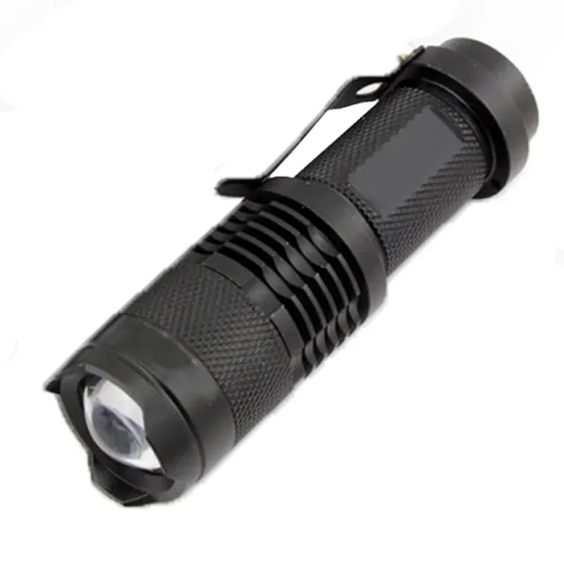 Mini penlight 2000LM Torcia a LED impermeabile Torcia 3 modalità zoomabile Messa a fuoco regolabile Lanterna Luce portatile Uso batteria AA / 14500