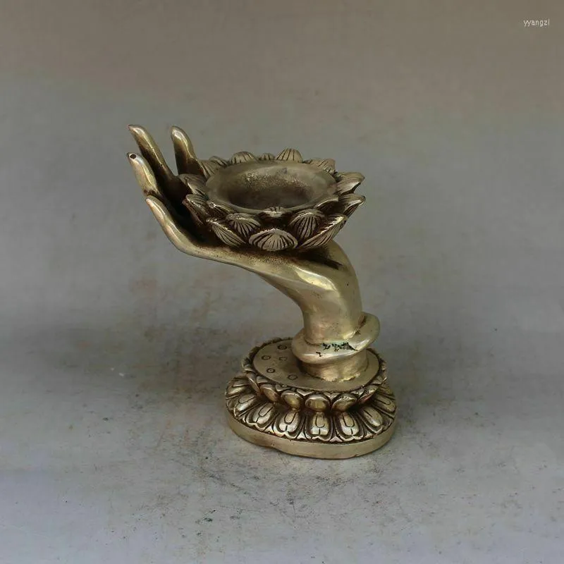 キャンドルホルダーオールドチャイニーズチベットシルバーハンドカーブされたFengshui Lotus Hand Candlestick像