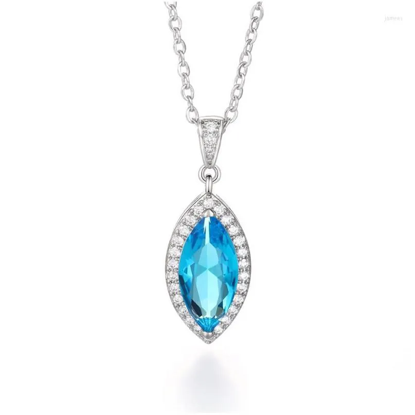 ペンダントネックレスHuitan Luxury Solitaire Marquise Sky Blue Cubic Zirconiaネックレス